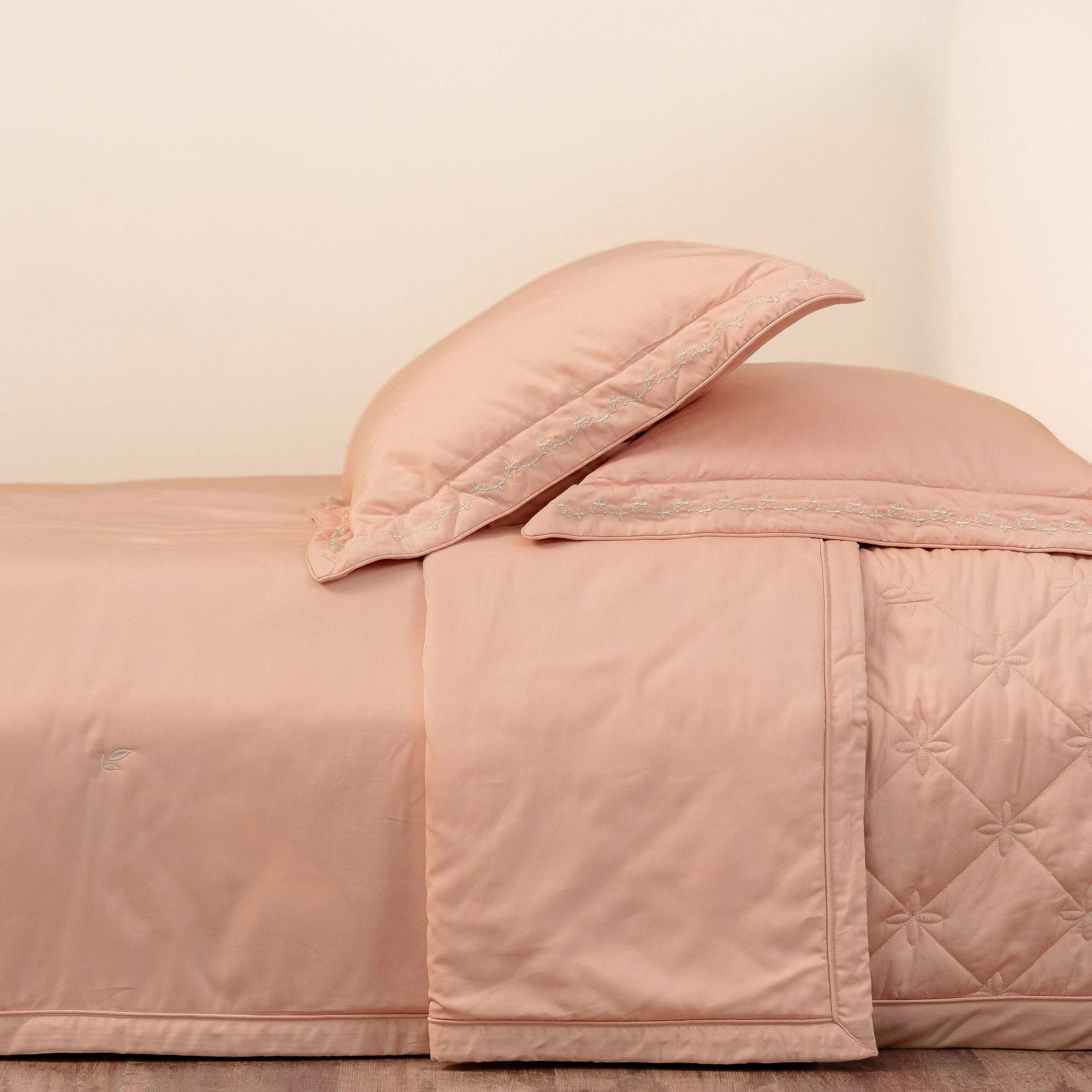 Blush - ESMOC27008